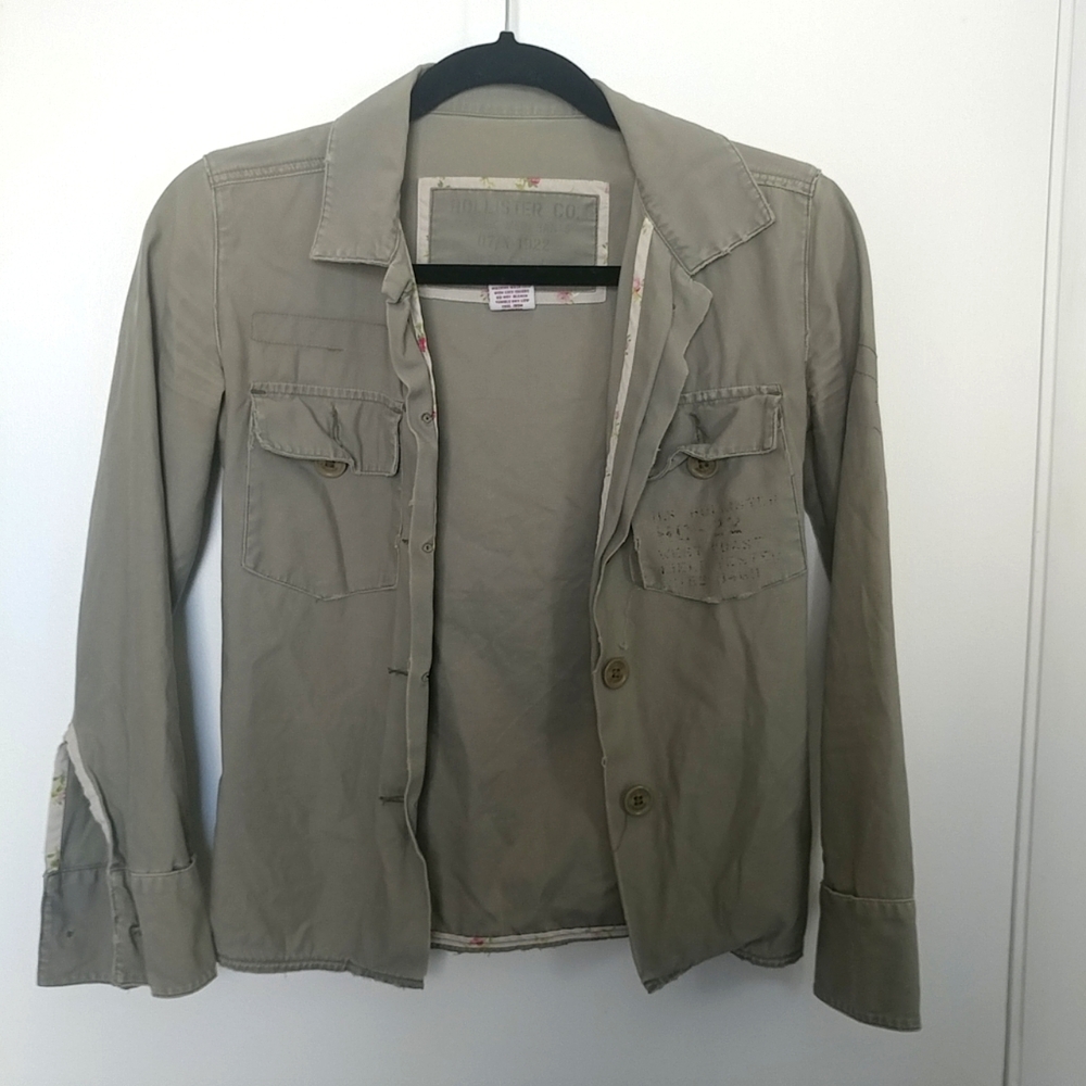 Hollister distressed military style shirt XS